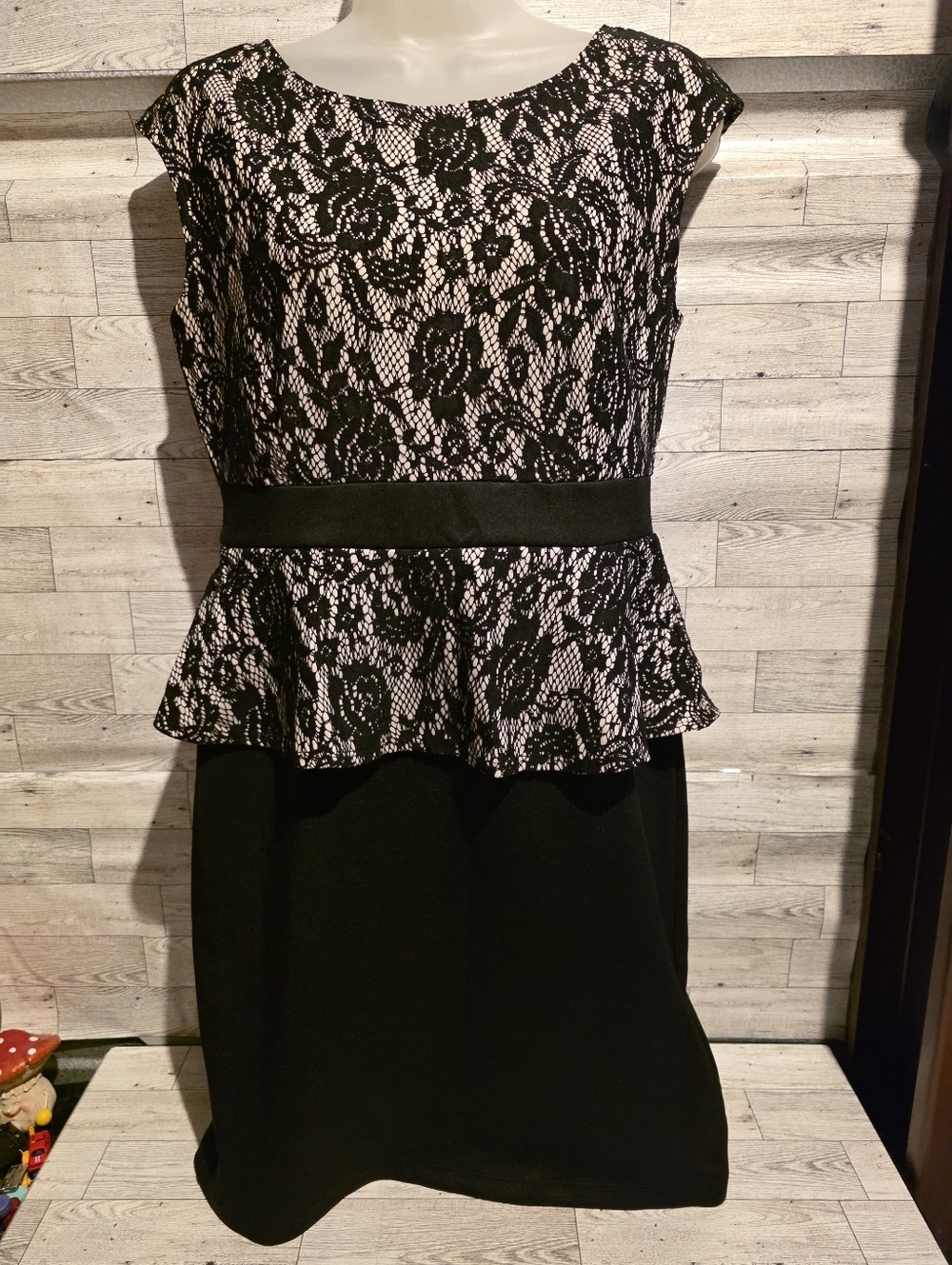 Aa Studio Black and Blush Lace Peplum Dress